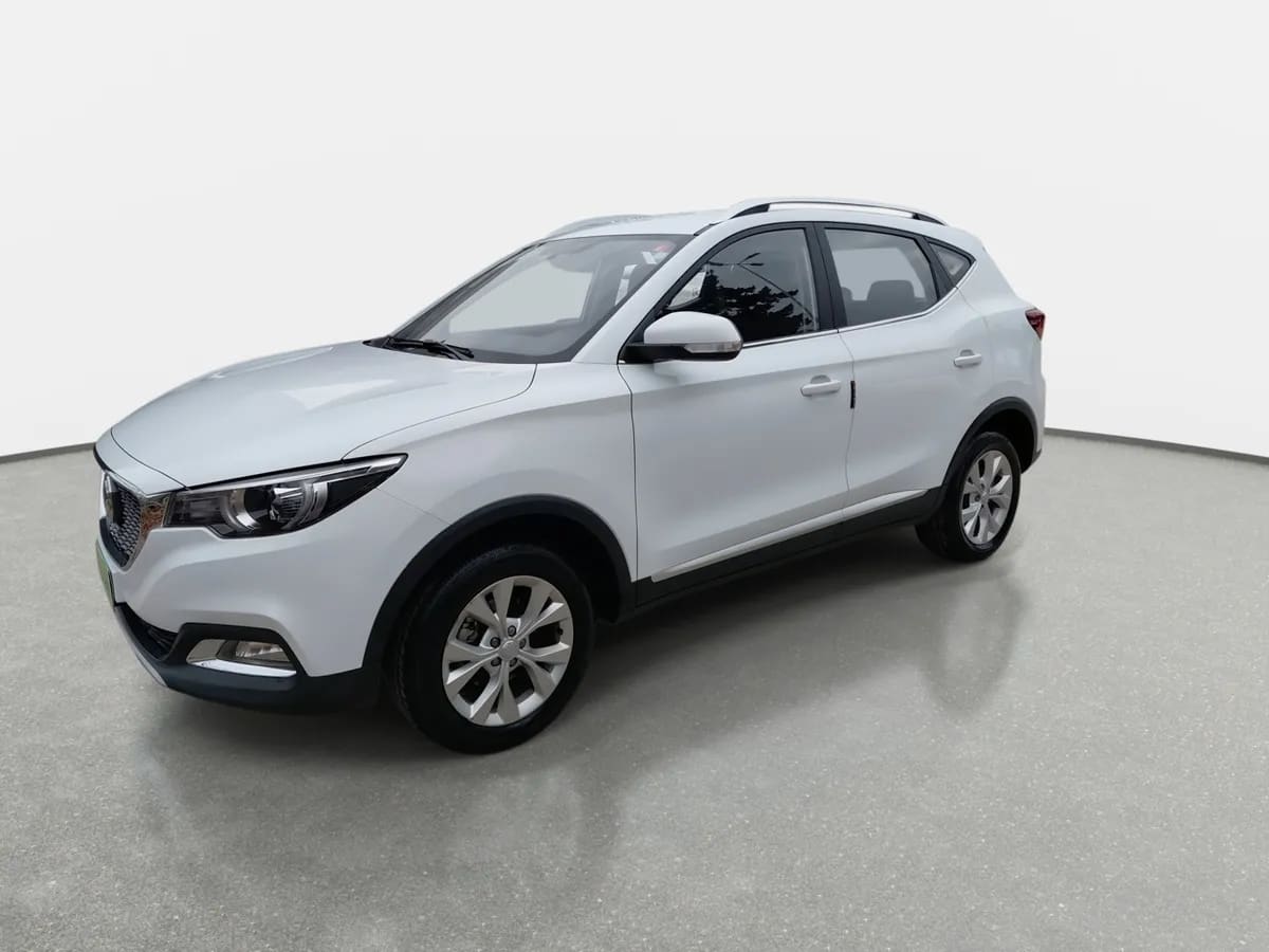 MG Mg Zs 1.5 Std 4x2 Mt 5p año 2024