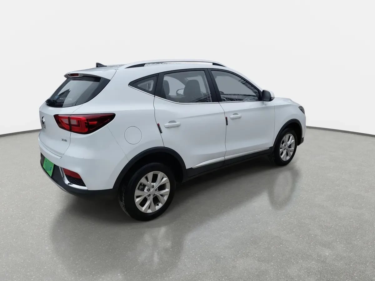 MG Mg Zs 1.5 Std 4x2 Mt 5p año 2024