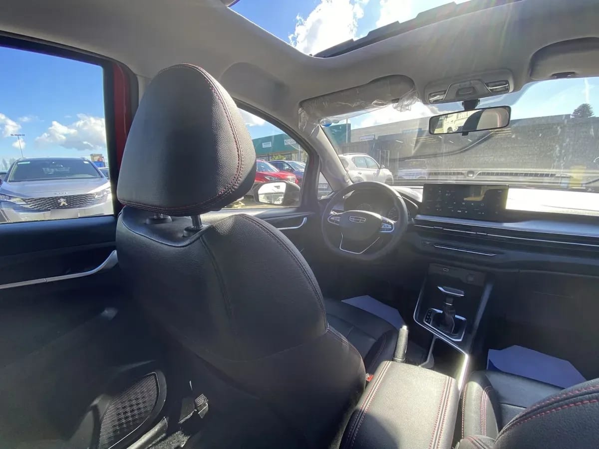 Geely Gx3 Pro 1.5 Gf 4x2 Cvt At 5p año 2025