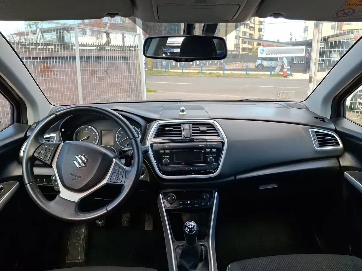 Suzuki S-Cross 1.6 Glx 4wd Mt 5p año 2017