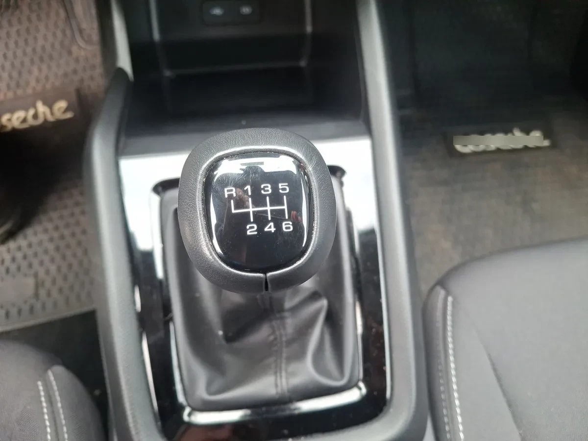 Chevrolet Sail 1.5 Nb Ltz R 4x2 Sdn Mt 4p año 2024