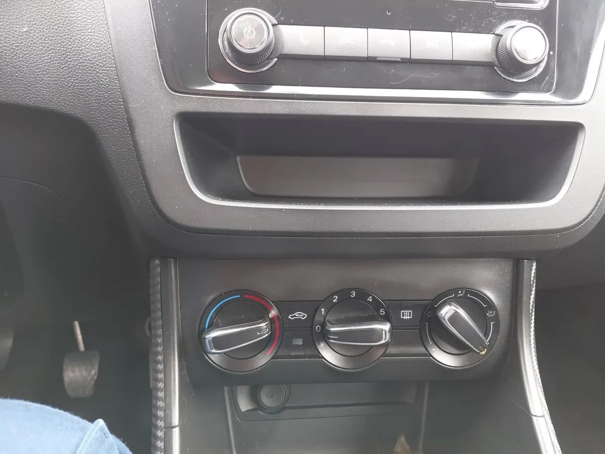 MG Mg Zs 1.5 Std 4x2 Mt 5p año 2024