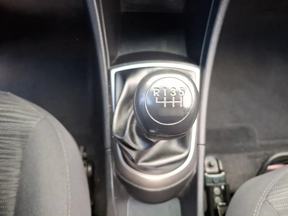 Hyundai Accent 1.4 Gl 4x2 2ab Mt 4p año 2019
