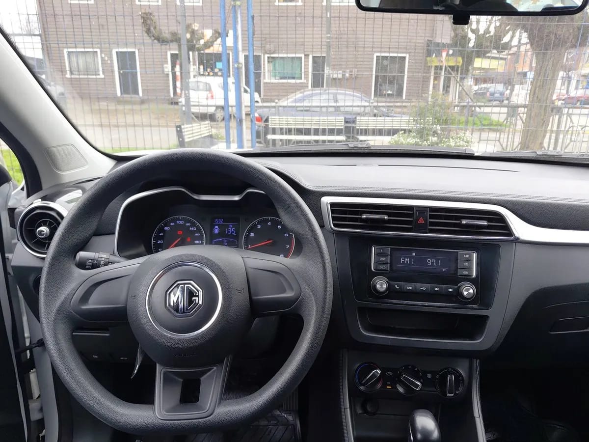 MG Mg Zs 1.5 Std 4x2 At 5p año 2021