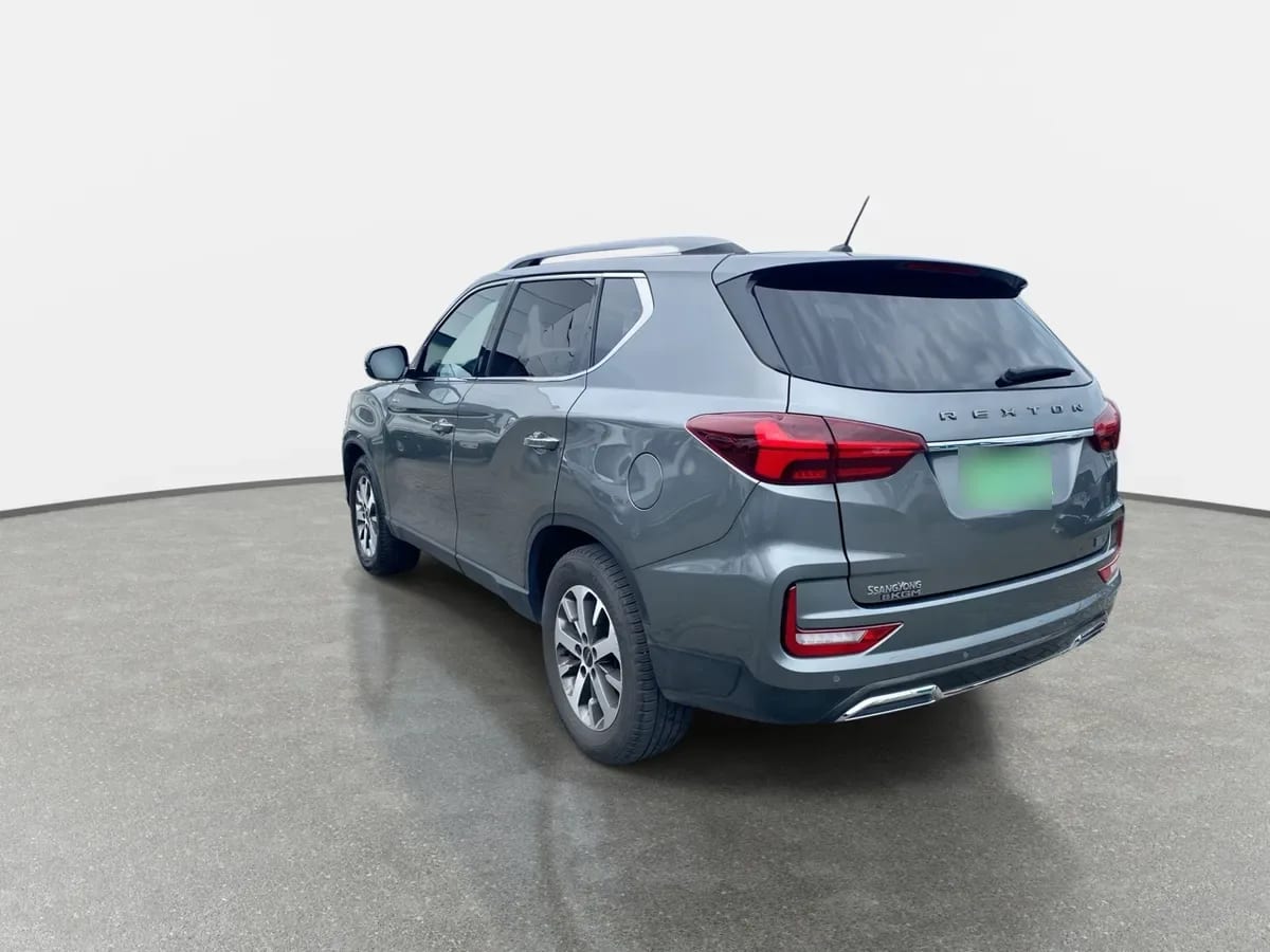 Ssangyong Rexton 2.2t Glx Diesel 4x4 6ab Nueva Radio 8at 5p año 2026