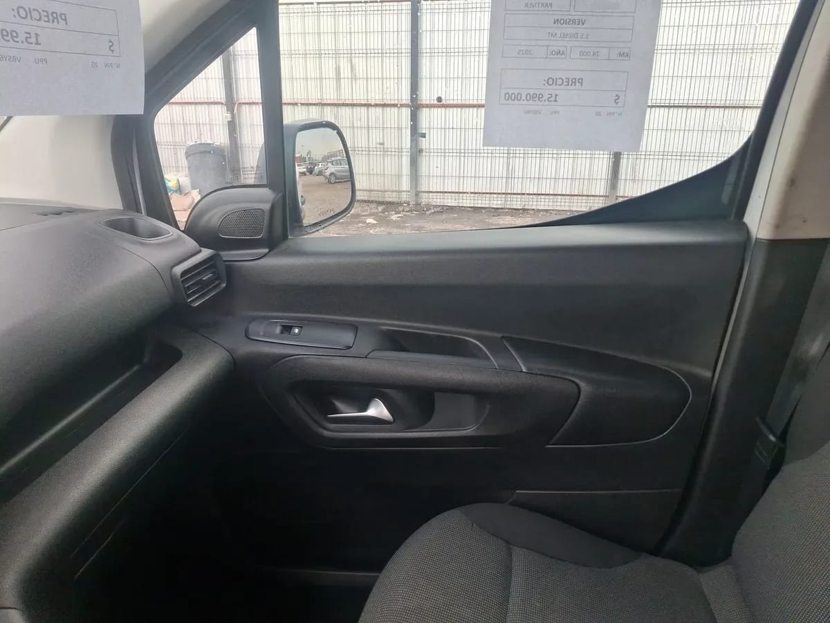 Peugeot Partner 1.5 L1 Hdi Diesel 100hp 4x2 Mt 5p año 2025