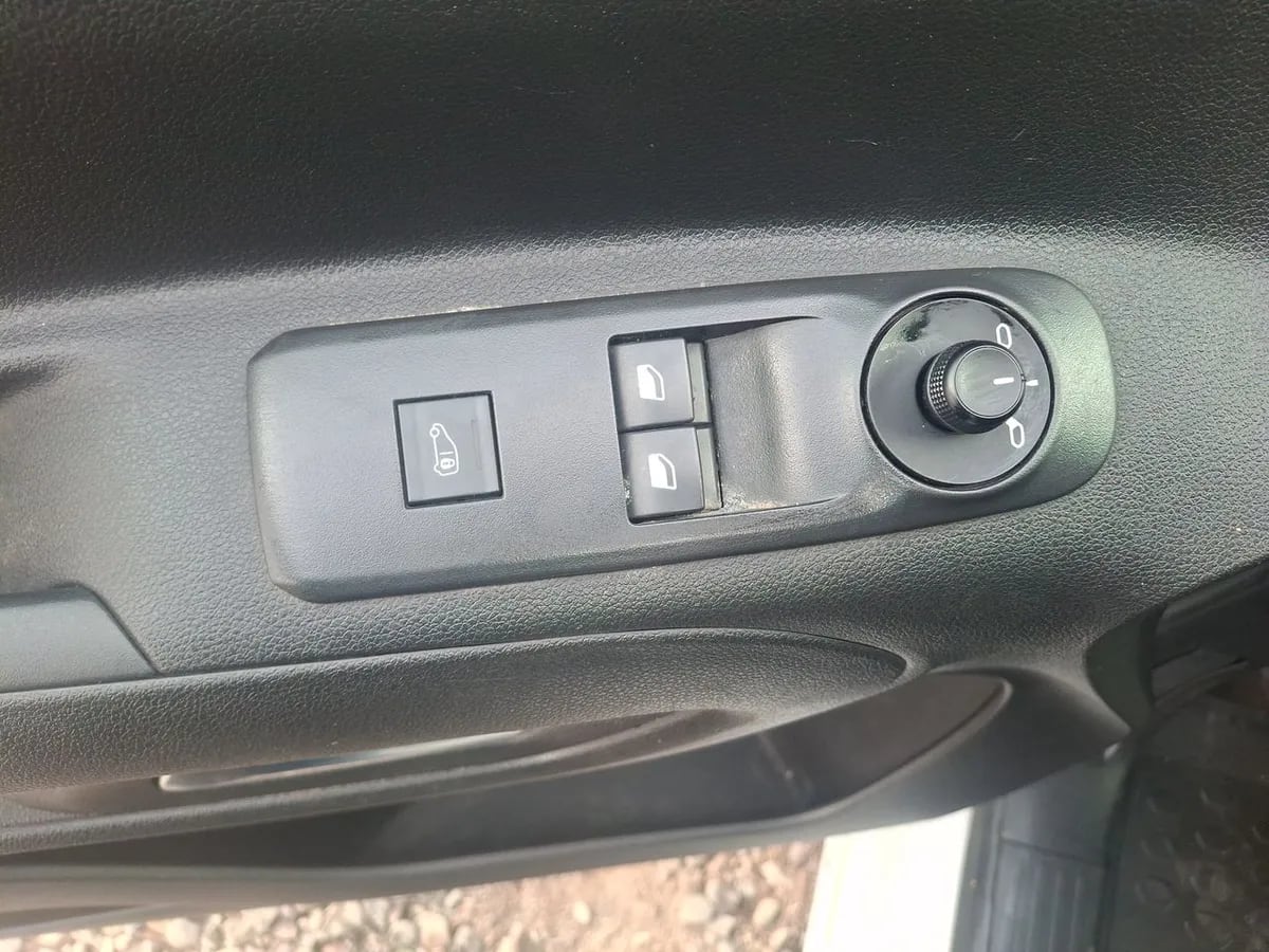 Peugeot Partner 1.5 L1 Hdi Diesel 100hp 4x2 Mt 5p año 2025