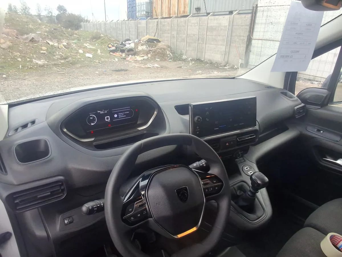Peugeot Partner 1.5 L1 Hdi Diesel 100hp 4x2 Mt 5p año 2025