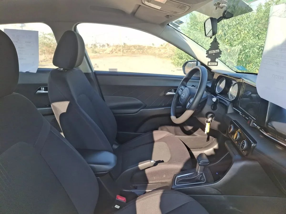 Hyundai Accent 1.5 Plus 4x2 At 4p año 2024