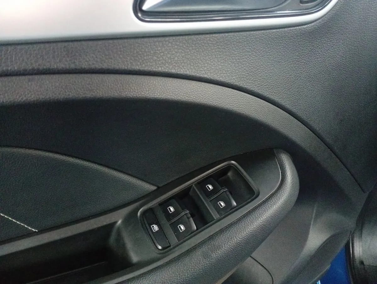 MG Mg Zs 1.5 Comfort 4x2 At 5p año 2022