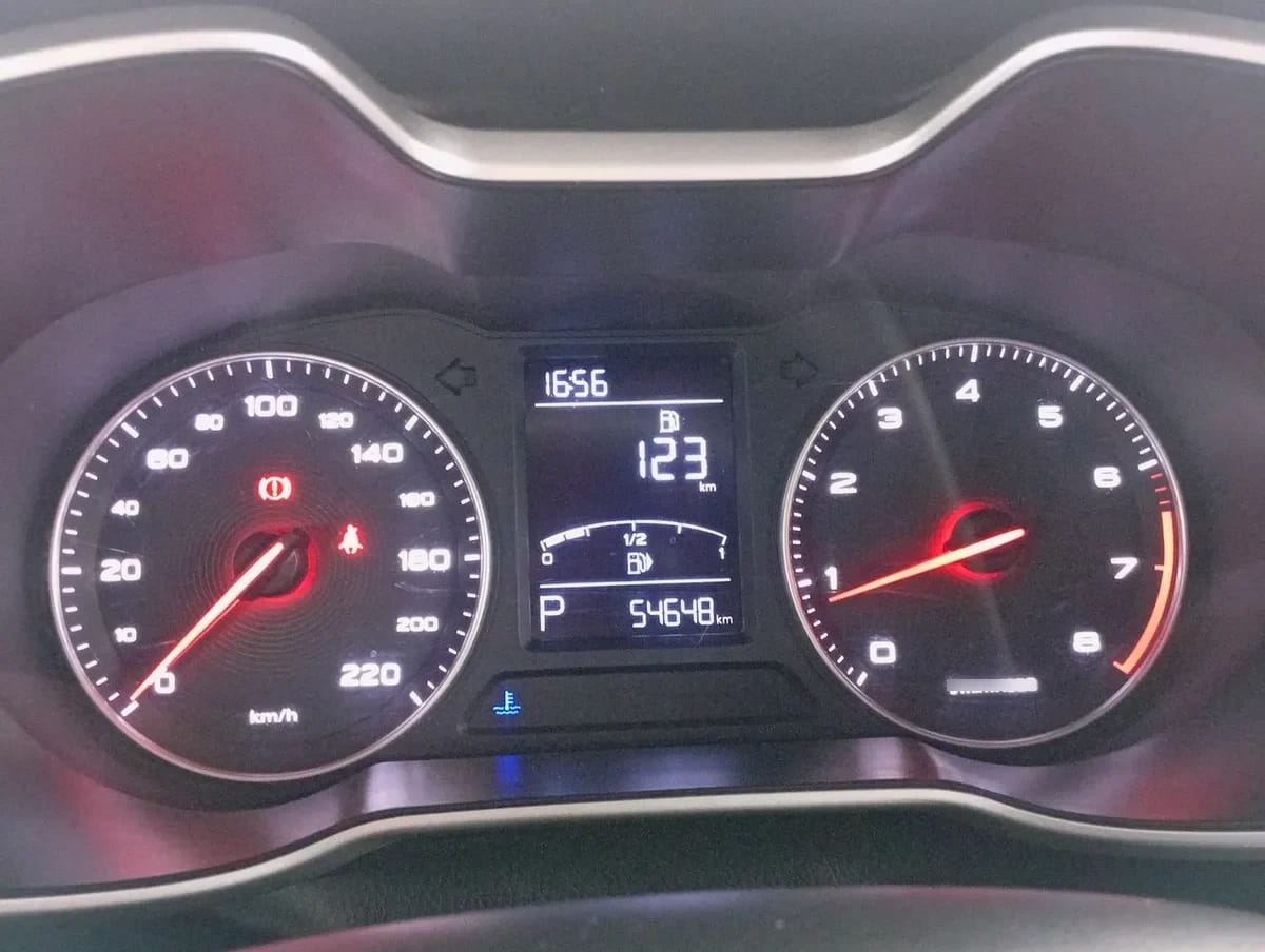 MG Mg Zs 1.5 Comfort 4x2 At 5p año 2022