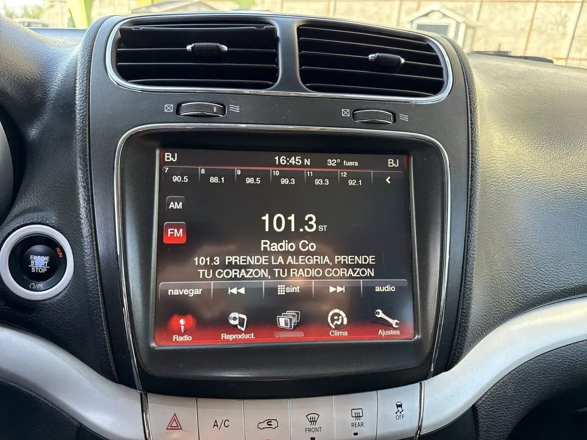 Dodge Journey 2.4 Rt 4x2 At 5p año 2018