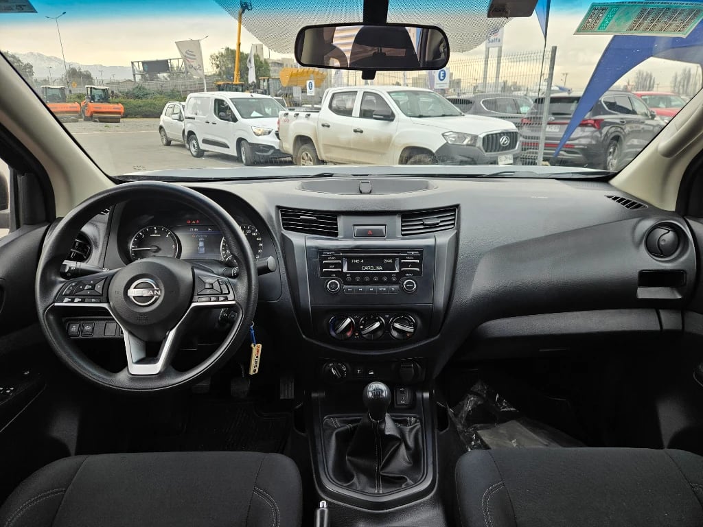Nissan Navara Dc 4x4 2.3 Tdi Se año 2023