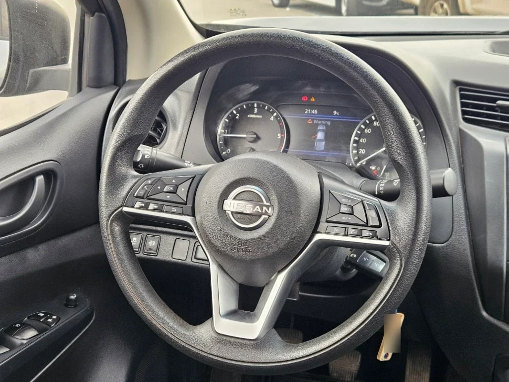 Nissan Navara Dc 4x4 2.3 Tdi Se año 2023