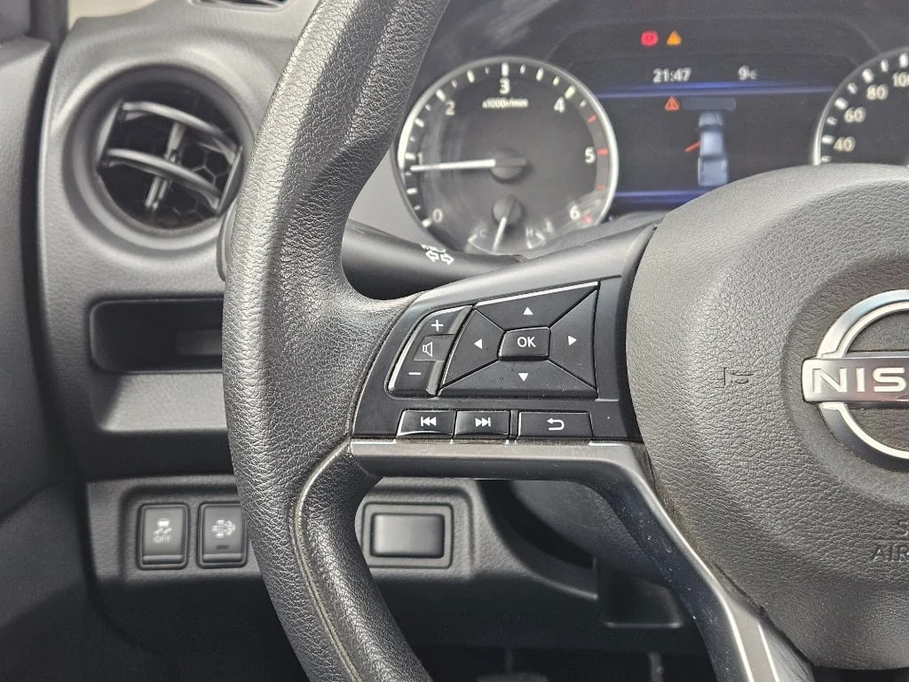 Nissan Navara Dc 4x4 2.3 Tdi Se año 2023