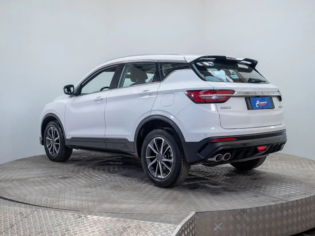 Geely Coolray 1.5 Exclusive 7dct At año 2022