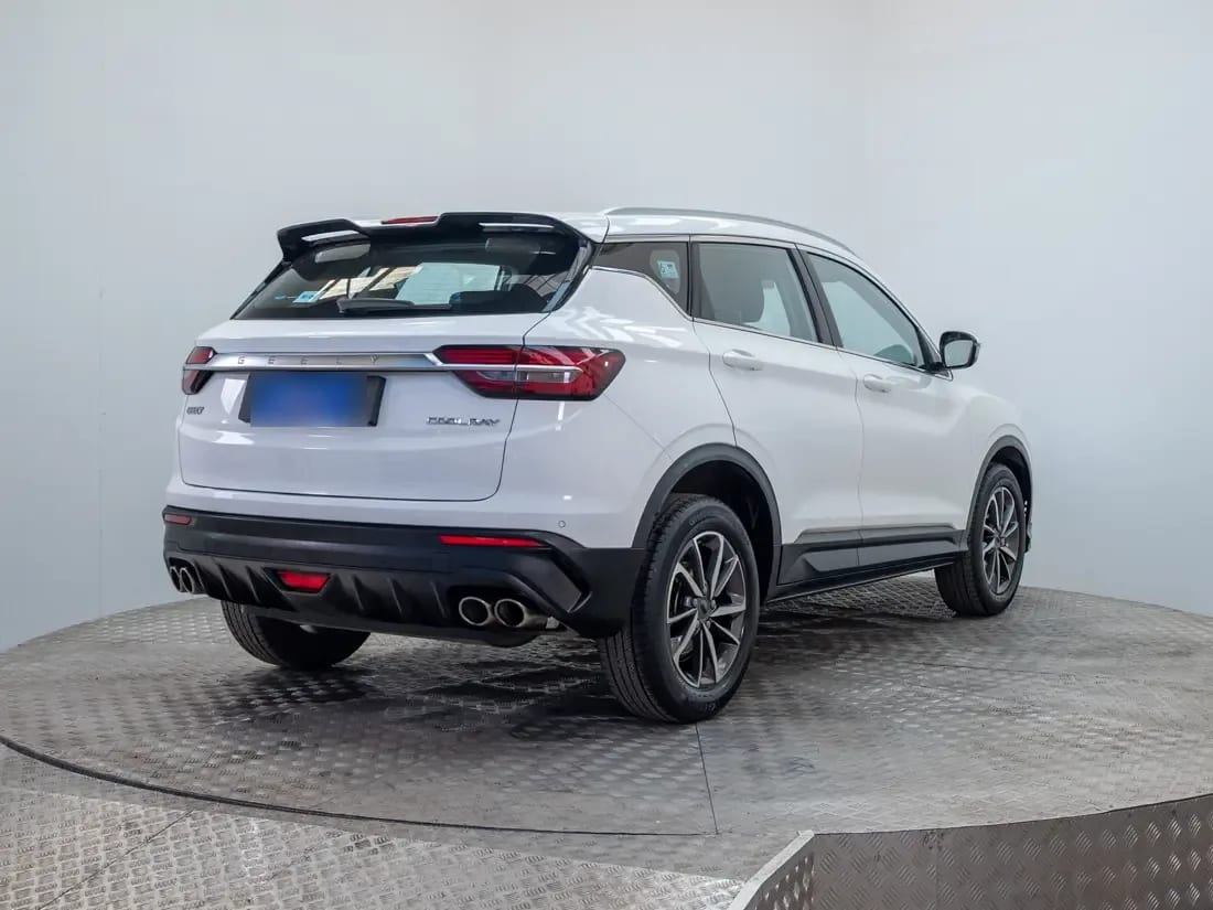 Geely Coolray 1.5 Exclusive 7dct At año 2022