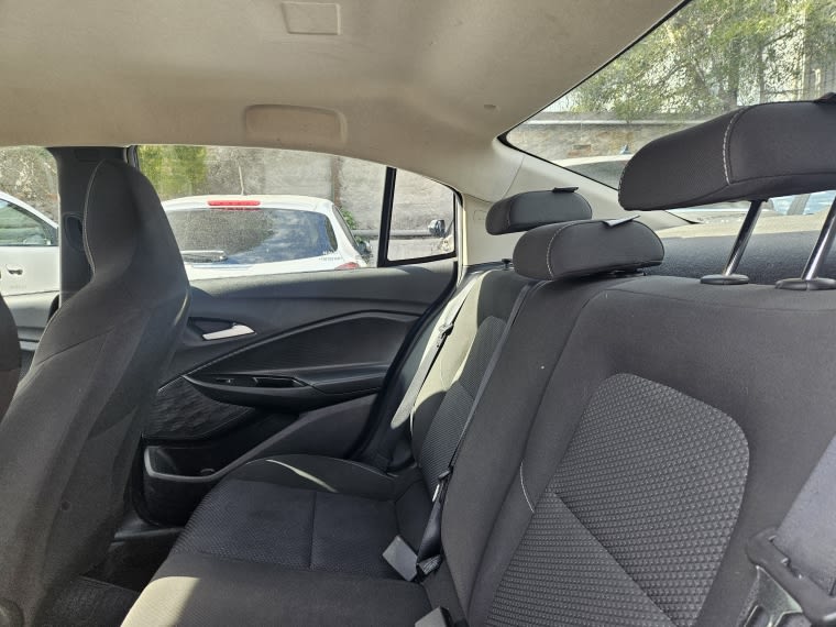 Chevrolet Onix Onix Nb Lt 1.0t año 2024