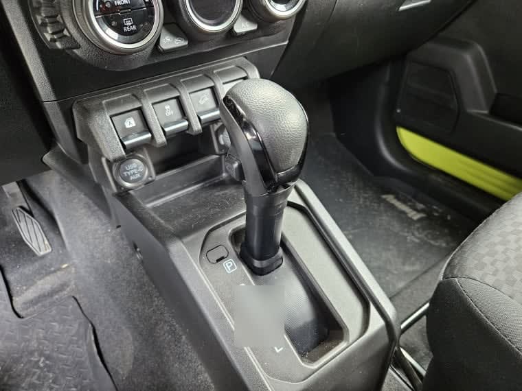 Suzuki Jimny 1.5 Glx At 4x4 año 2024