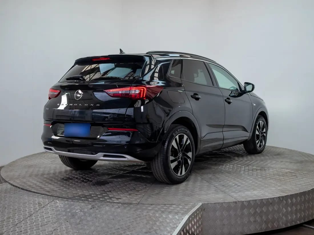 Opel Grandland 1.2t Ultimate At año 2023