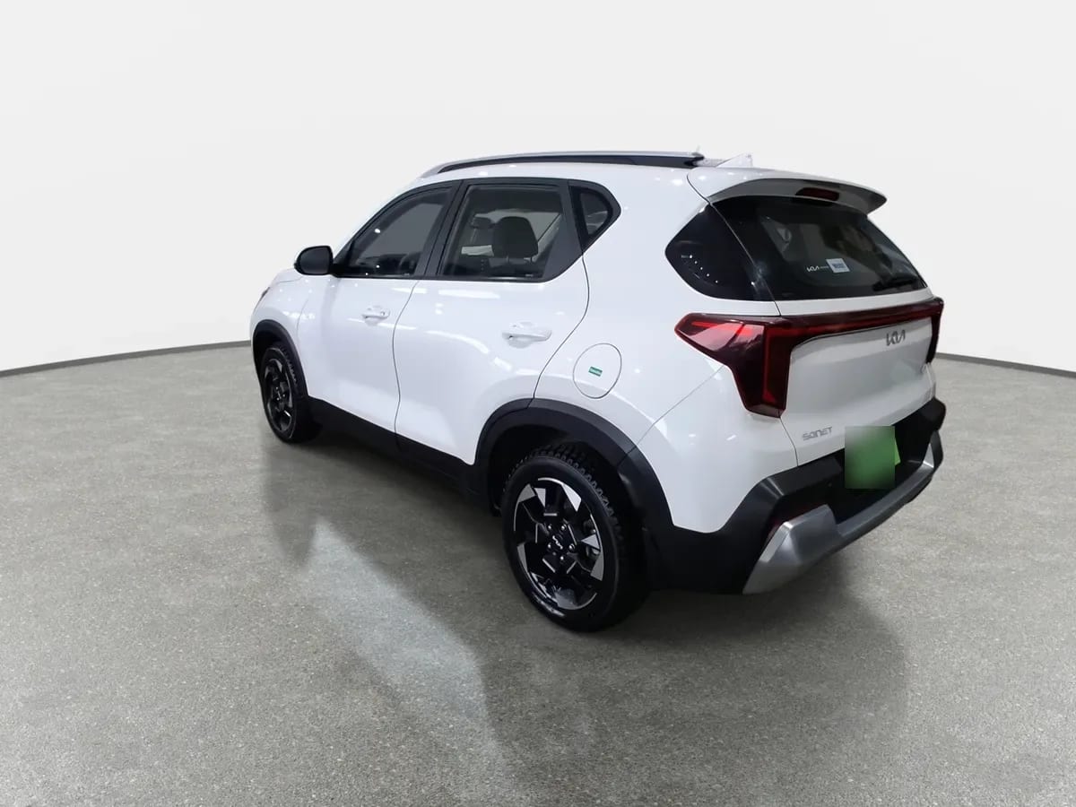 Kia Sonet 1.5 Ex 4x2 Ivt Ri At 5p año 2025