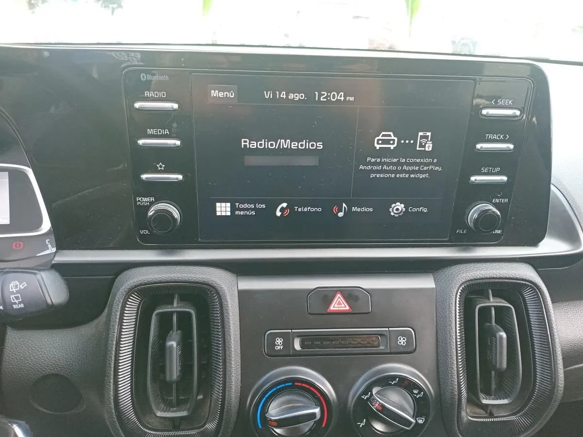 Kia Sonet 1.5 Ex 4x2 Ivt Ri At 5p año 2025