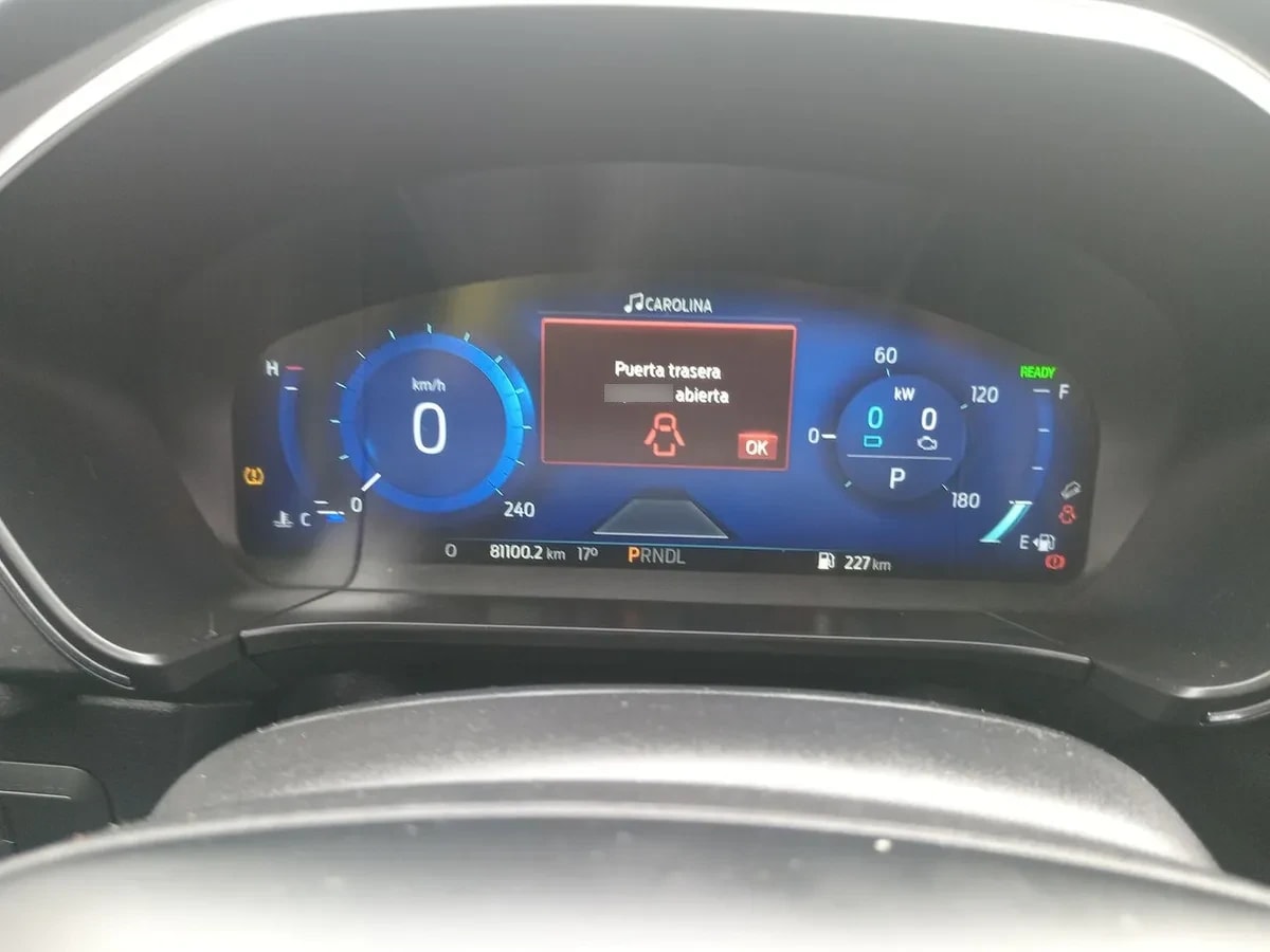 Ford Escape 2.5 Atkinson Titanium Hibrido Awd At 5p año 2021