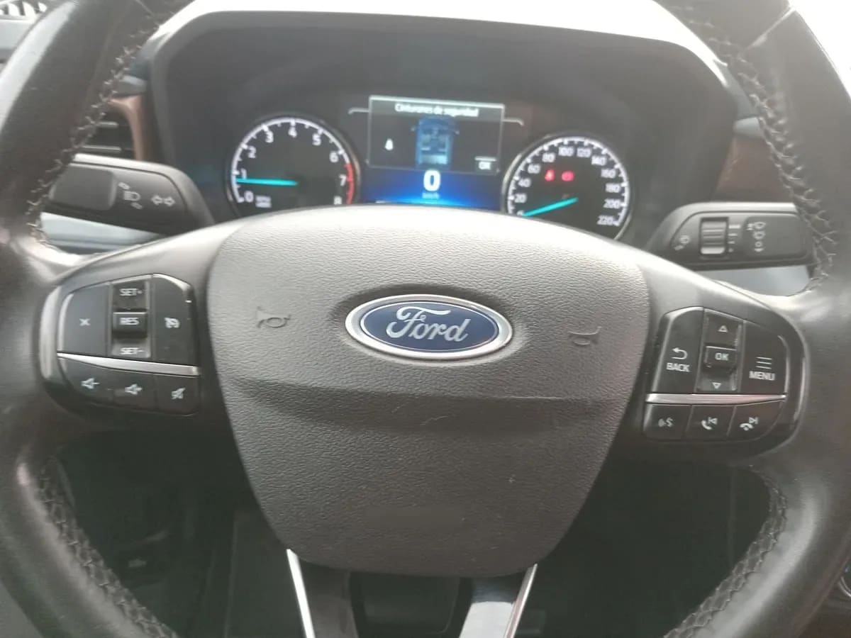 Ford Maverick 2.0 Lariat 4x4 At 4p año 2023