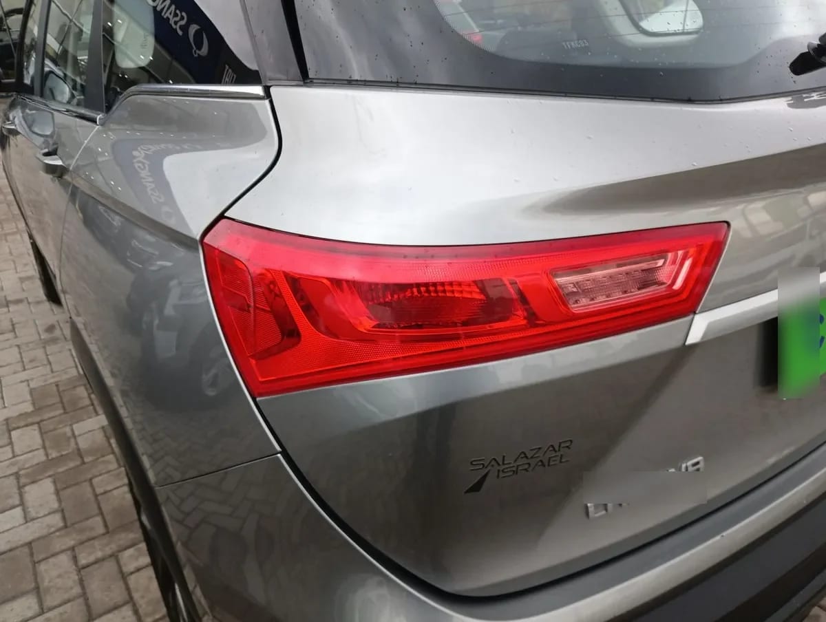 Chevrolet Captiva 1.5t Ltz R 4x2 Cvt At 5p año 2024