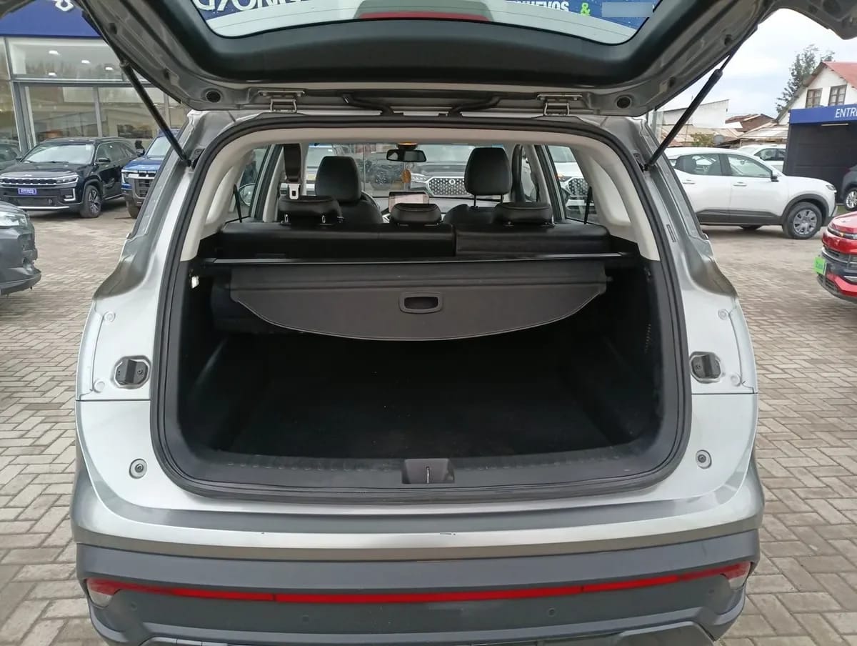 Chevrolet Captiva 1.5t Ltz R 4x2 Cvt At 5p año 2024