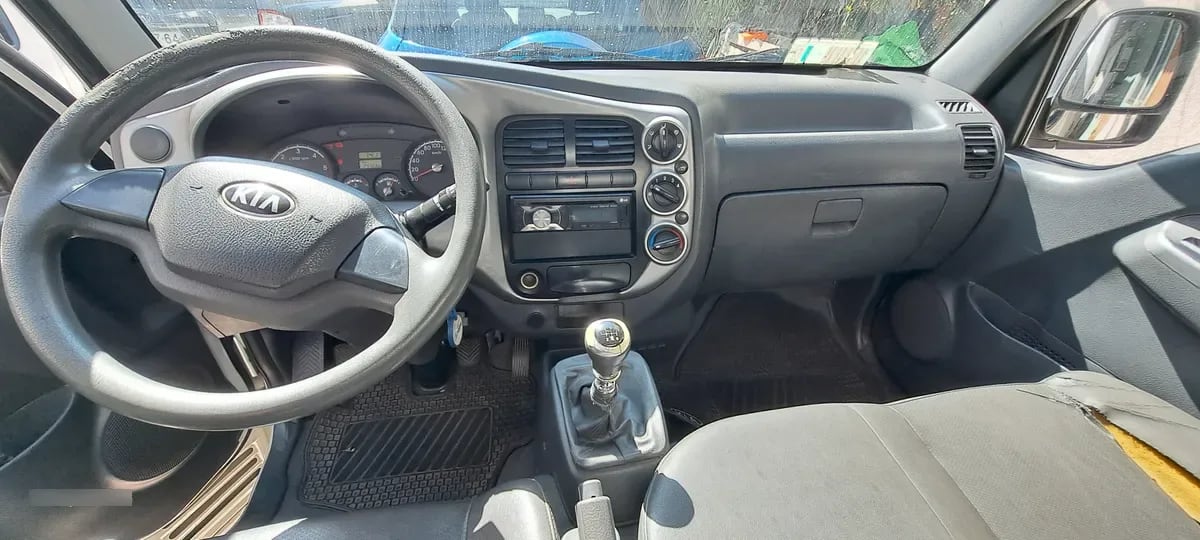 KIA MOTORS FRONTIER 2.9 Dc Mt Diesel año 2013