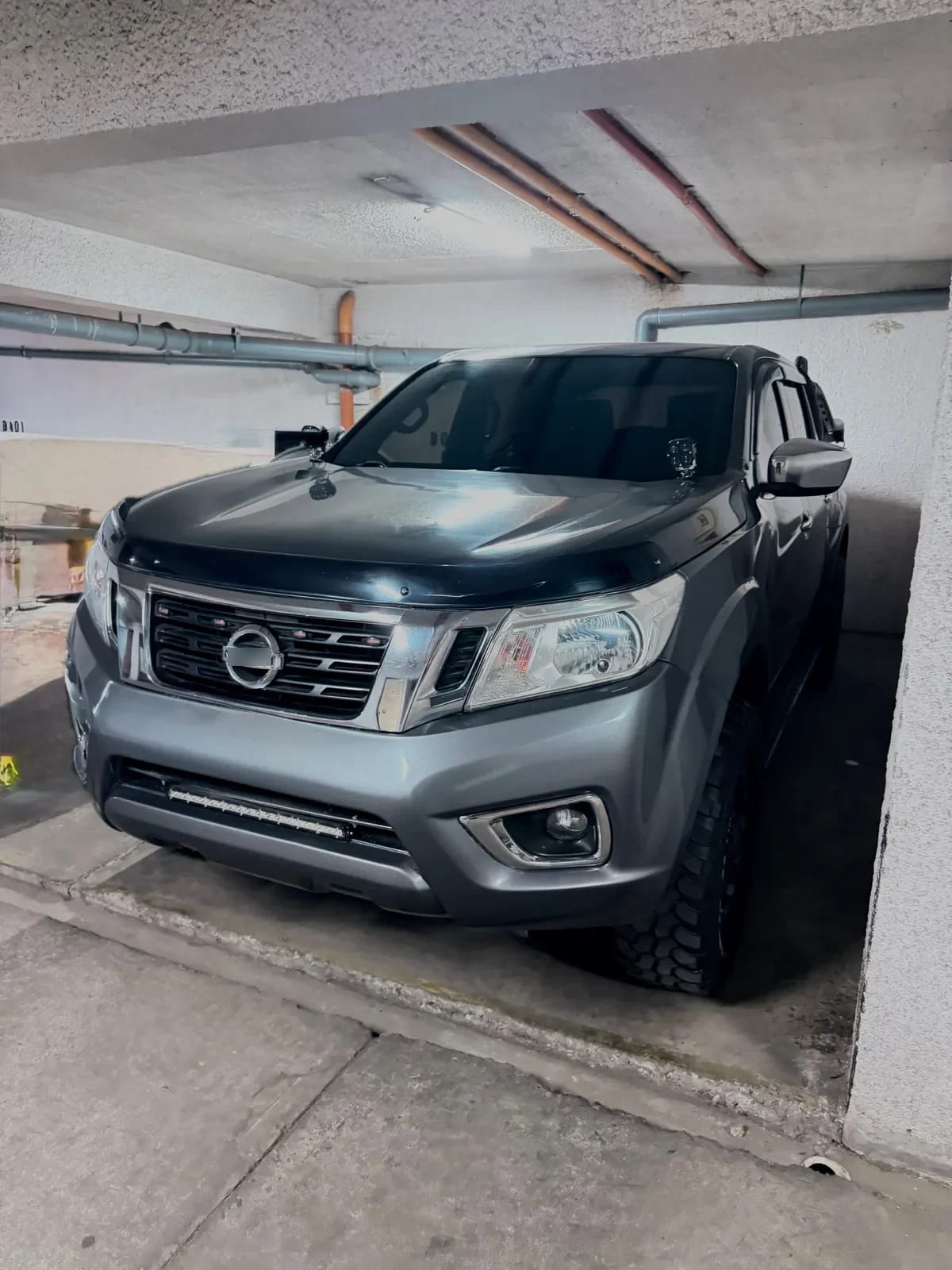 NISSAN NP300 2.3 Dsl Dc Le Mt 4wd año 2018