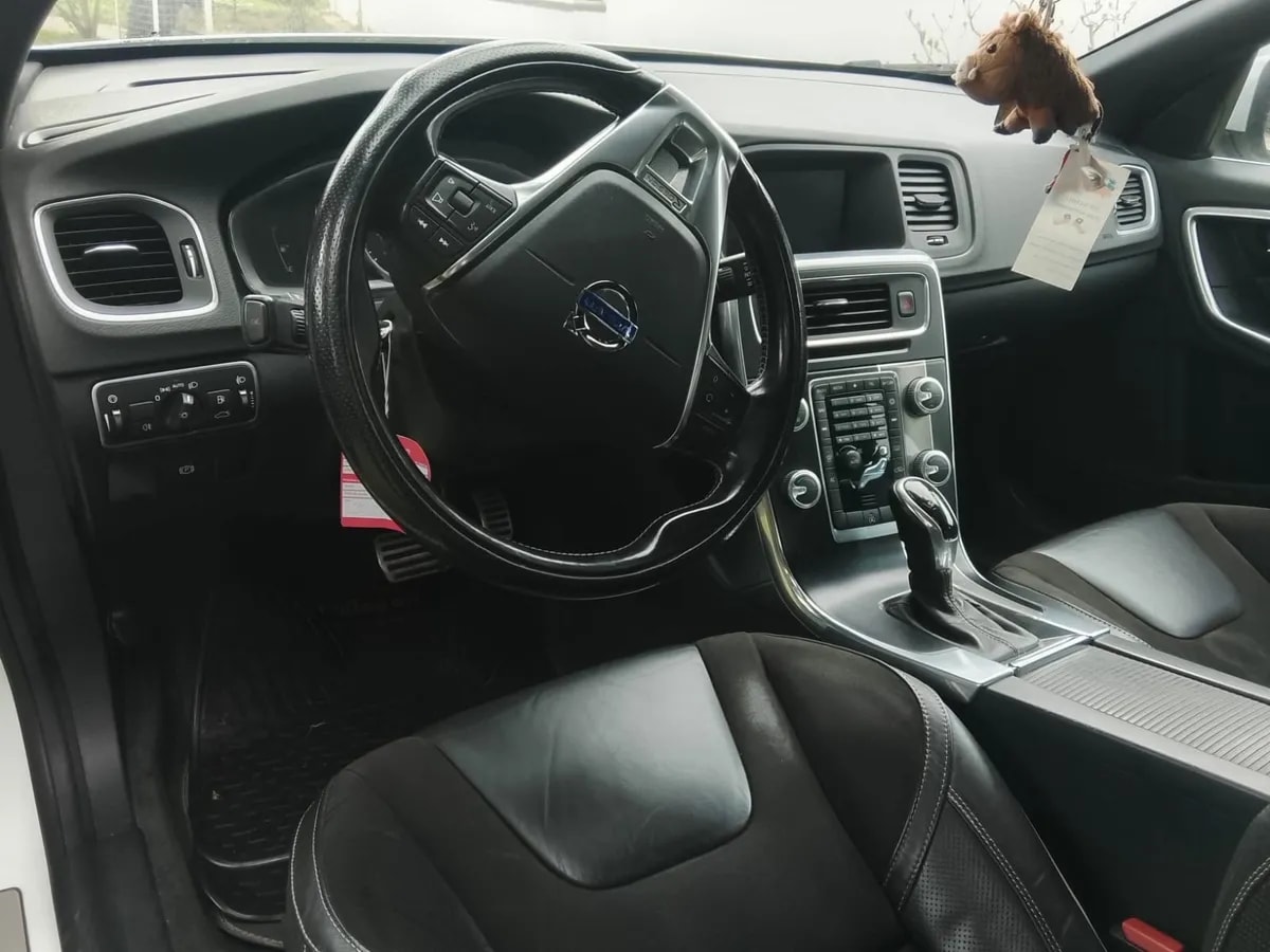VOLVO S60 2.0 D4 Limited At Diesel año 2016