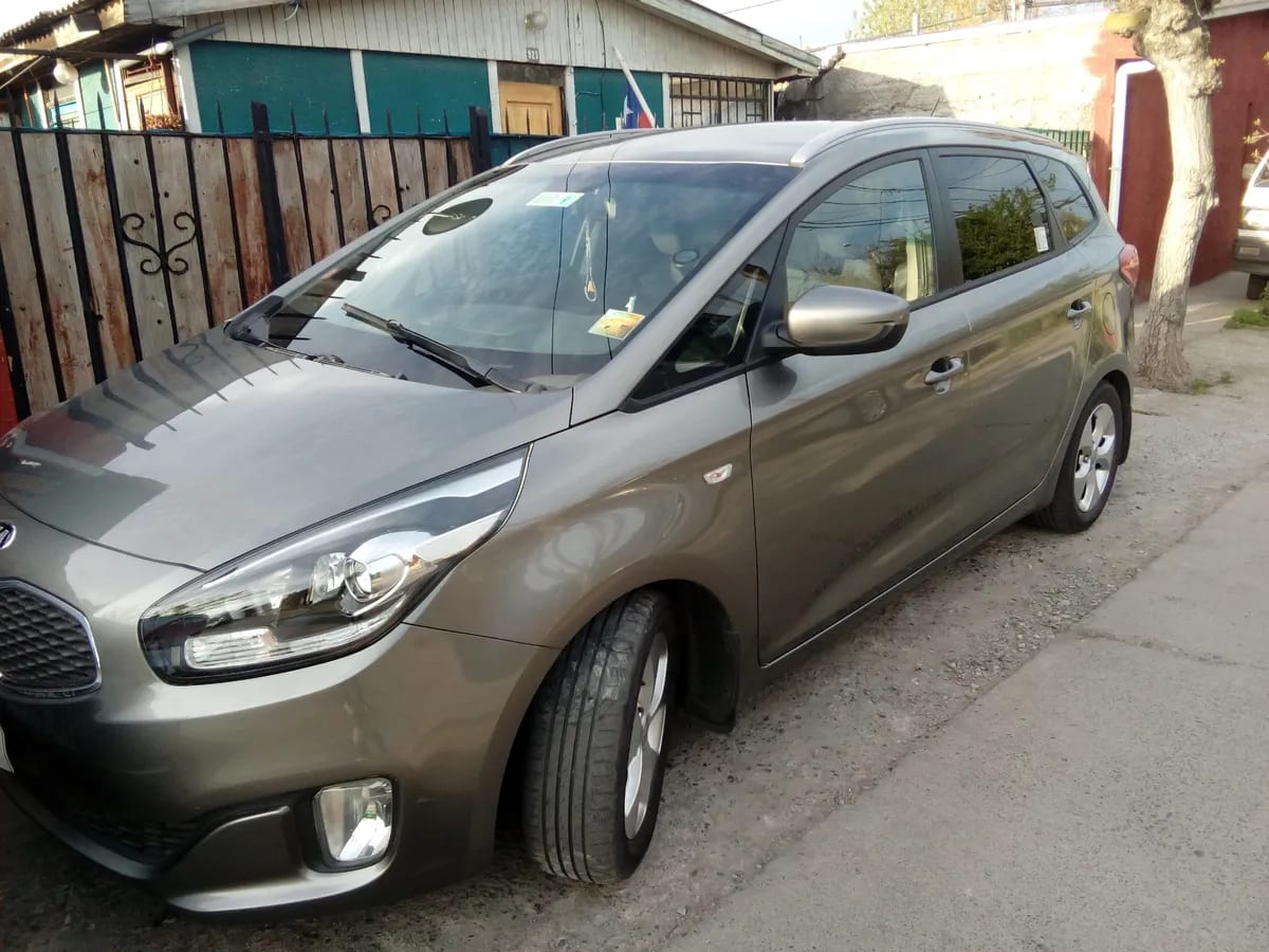 KIA MOTORS SORENTO 2.2 Ex Full At 4x4 Diesel año 2018