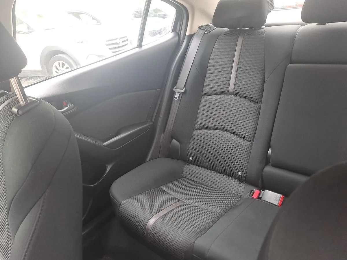 Mazda 3 1.6 S 4x2 Sdn 4at 4p año 2018