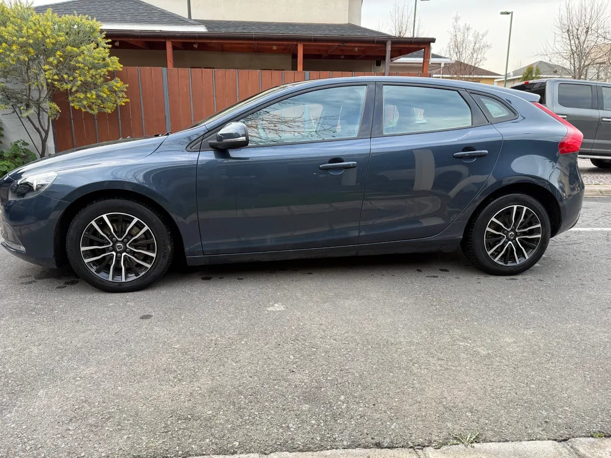 Volvo V40 2.0 T5 Cross Country Inscription At 4x4 año 2019