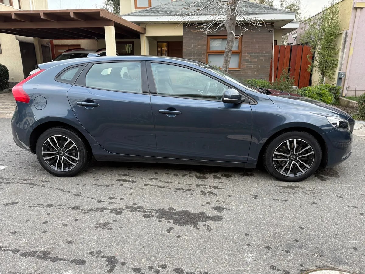 Volvo V40 2.0 T5 Cross Country Inscription At 4x4 año 2019