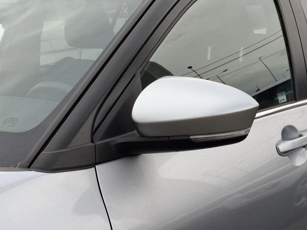 Toyota Yaris Cross 1.5 Xi 4x2 5mt 5p año 2025