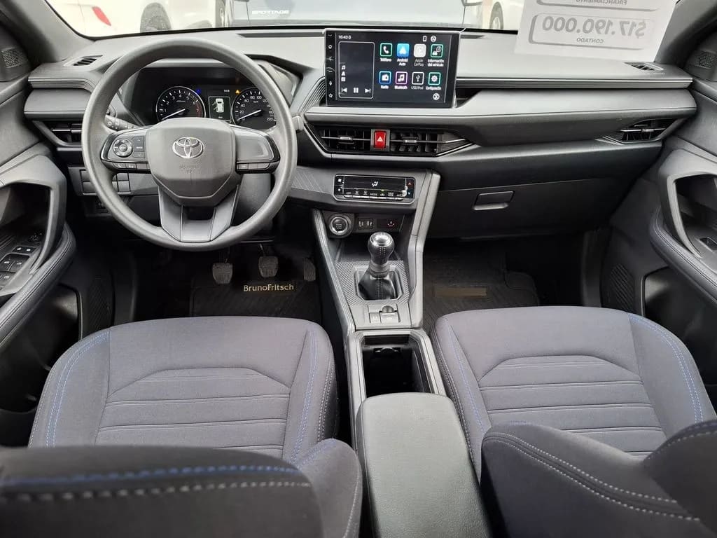 Toyota Yaris Cross 1.5 Xi 4x2 5mt 5p año 2025