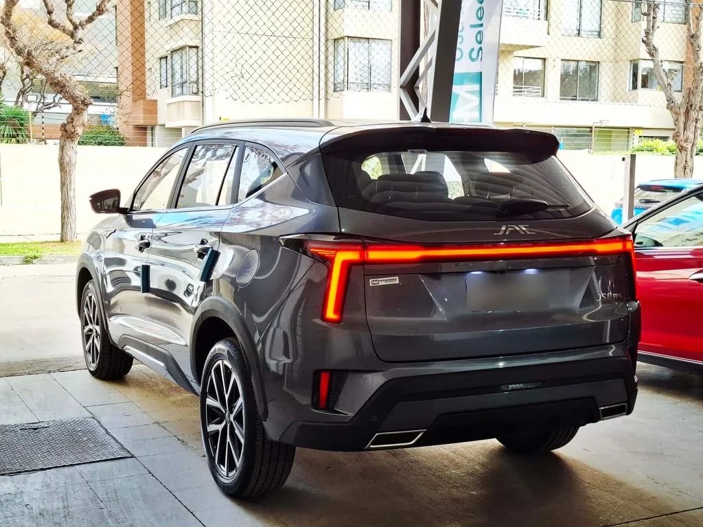 JAC Js8 Pro Gdi 1.5 Aut año 2026