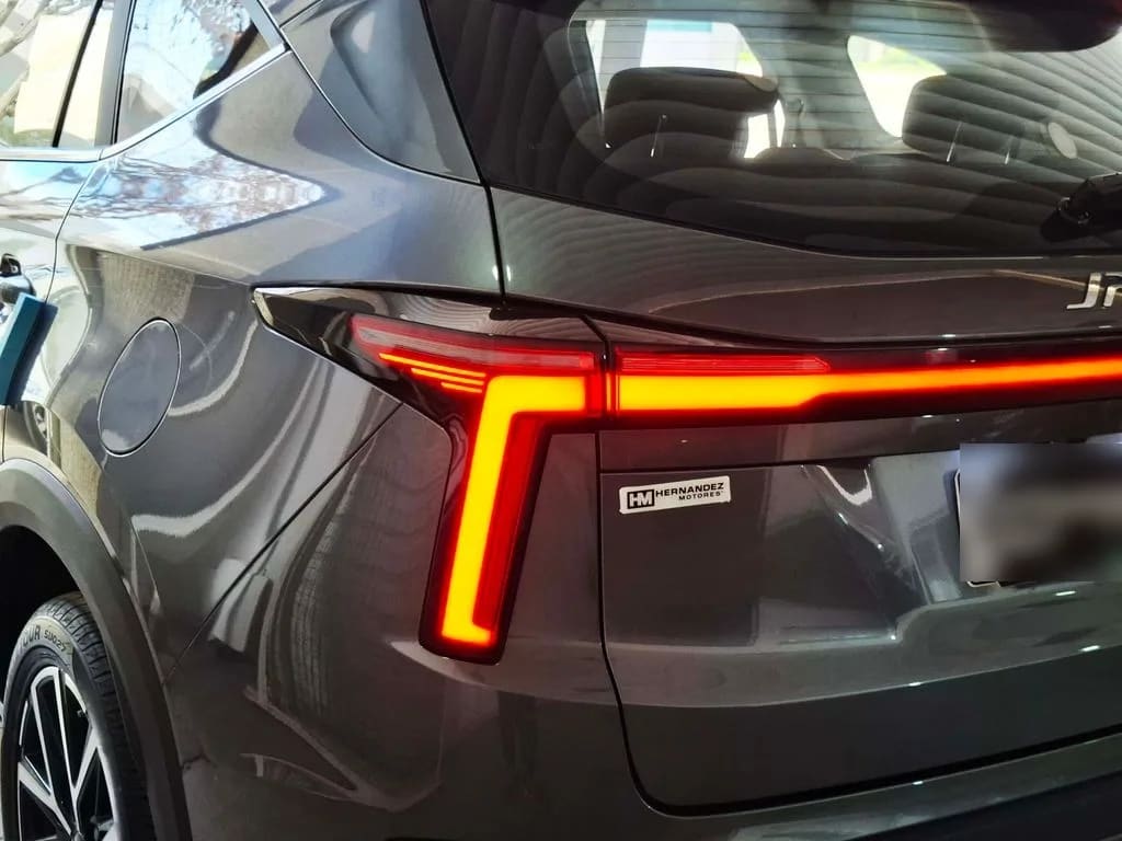 JAC Js8 Pro Gdi 1.5 Aut año 2026