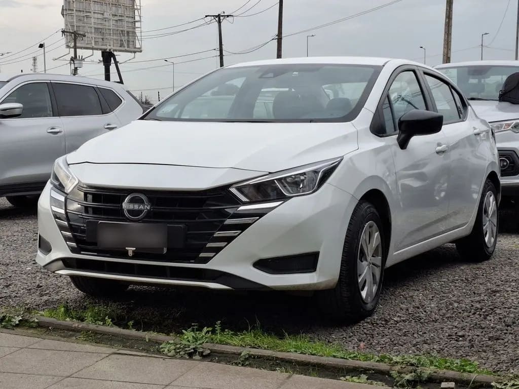 Nissan Versa 1.6 Advance 4x2 Mt 4p año 2026