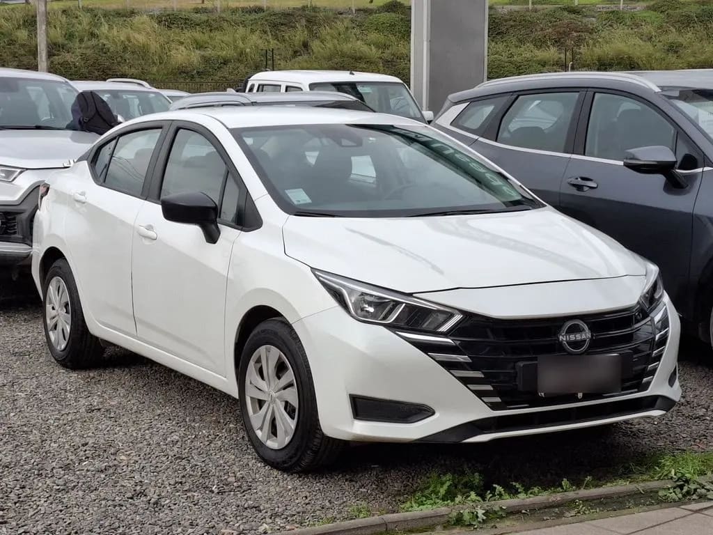 Nissan Versa 1.6 Advance 4x2 Mt 4p año 2026