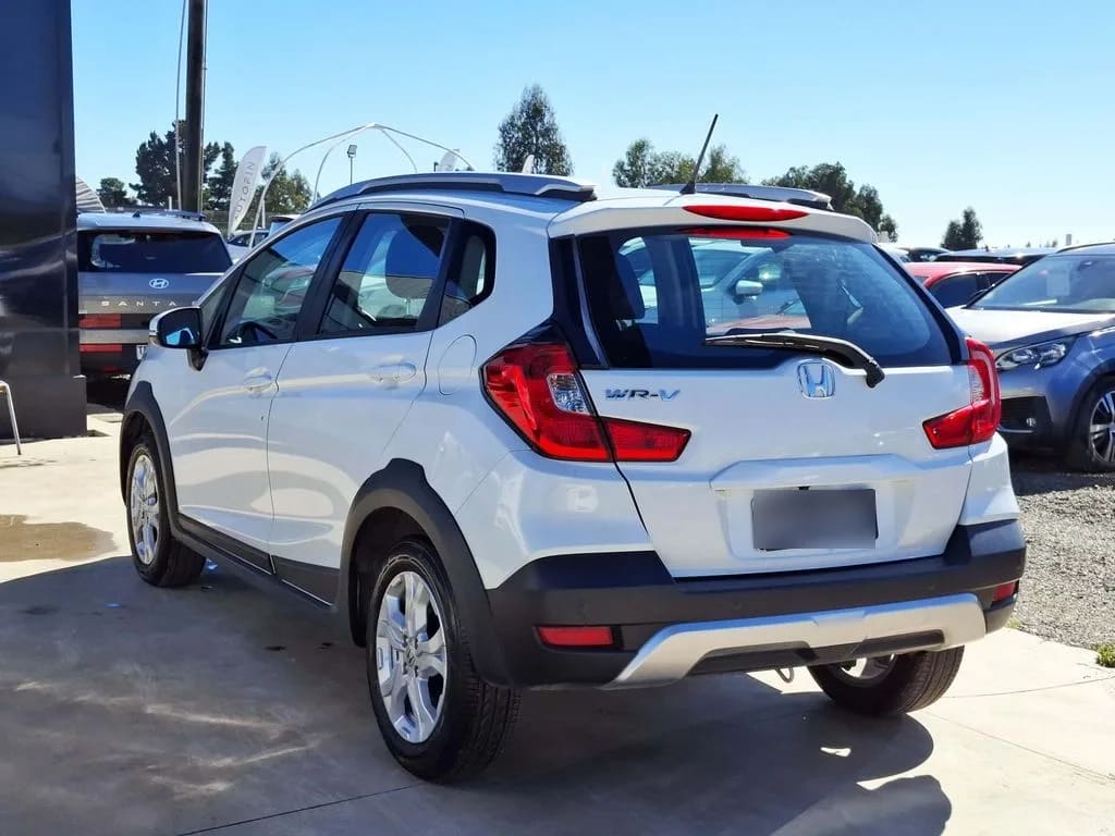 Honda Wr-V 1.5 Lx 4x2 Mt 5p año 2024