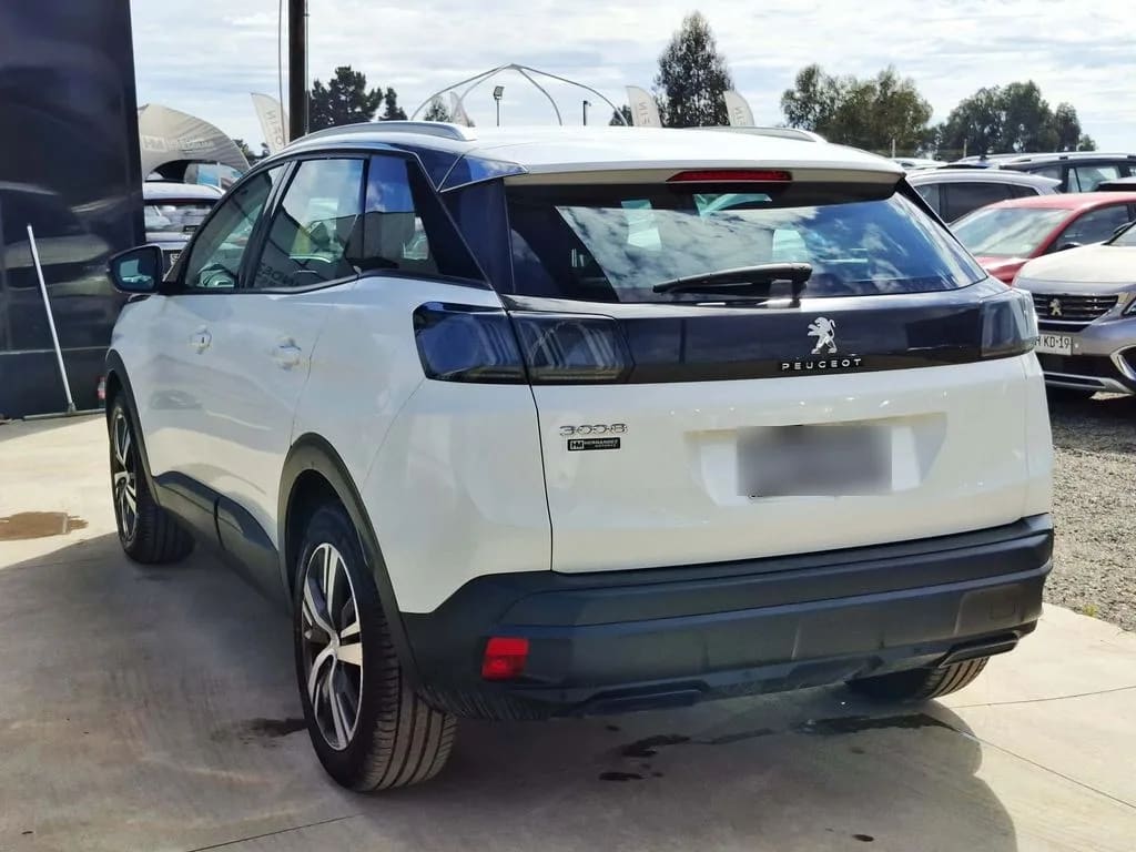 Peugeot 3008 1.2 Active Pack Puretech 130 4x2 Mt6 5p año 2022