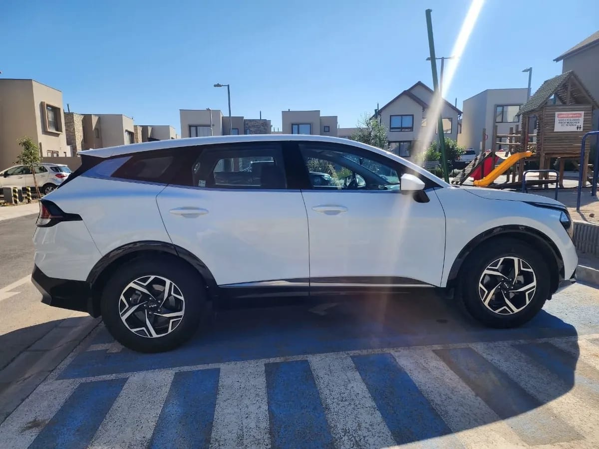 KIA MOTORS SPORTAGE 1.6 T Ex Full At 4x4 año 2025