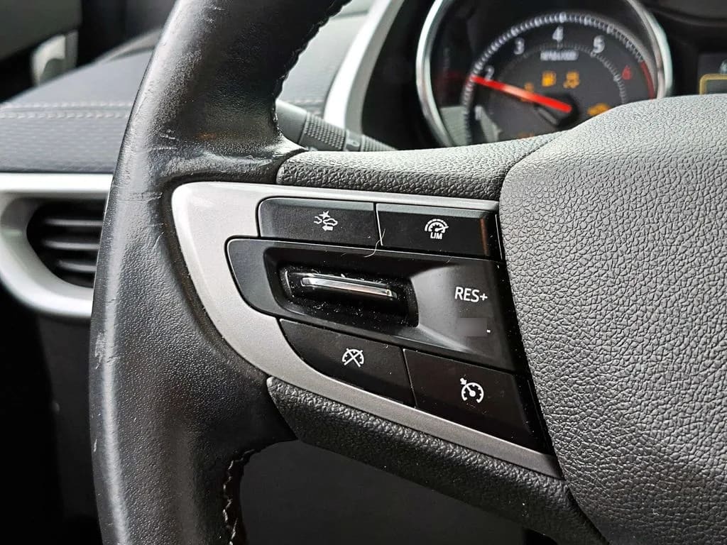Chevrolet Tracker 1.2 Premier Mt año 2022