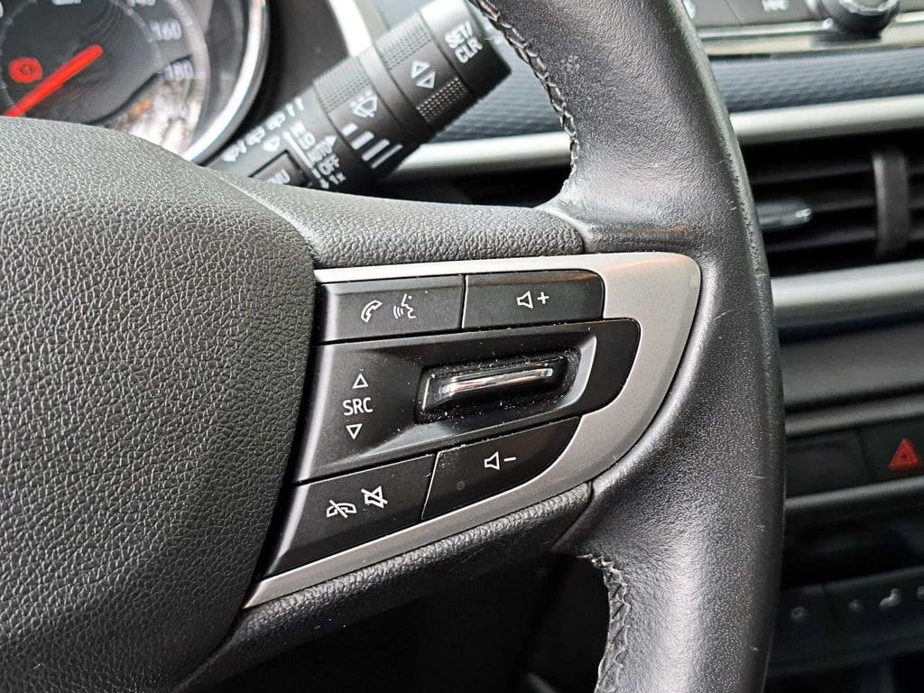 Chevrolet Tracker 1.2 Premier Mt año 2022