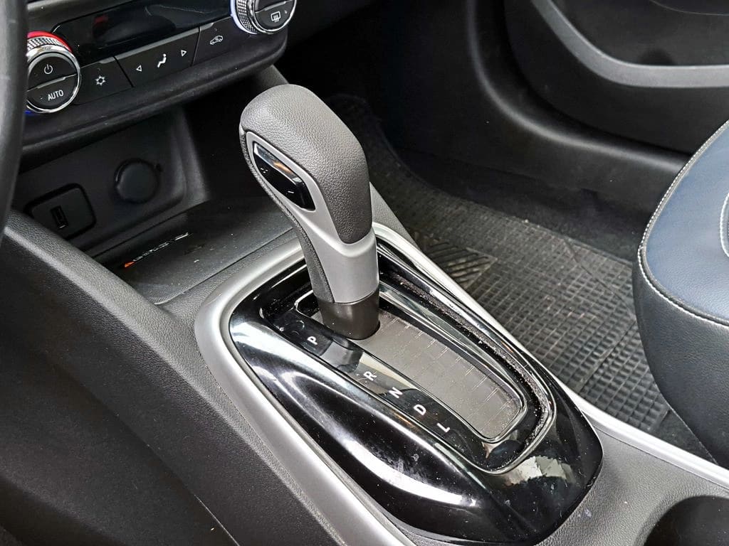 Chevrolet Tracker 1.2 Premier Mt año 2022