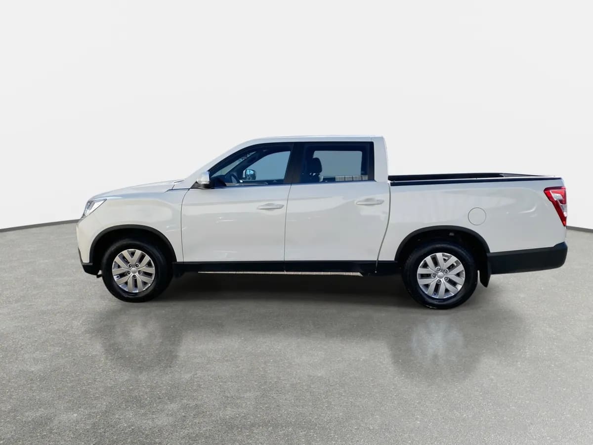 Ssangyong Musso 2.2 Td Grand Glx Diesel 4wd Nueva Radio Mt6 4p año 2025